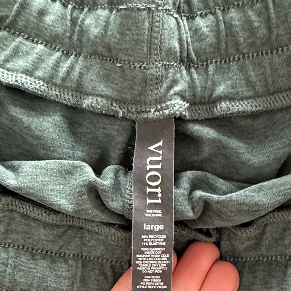 Vuori Halo Performance Shorts Olive Green  large - Picture 3 of 5